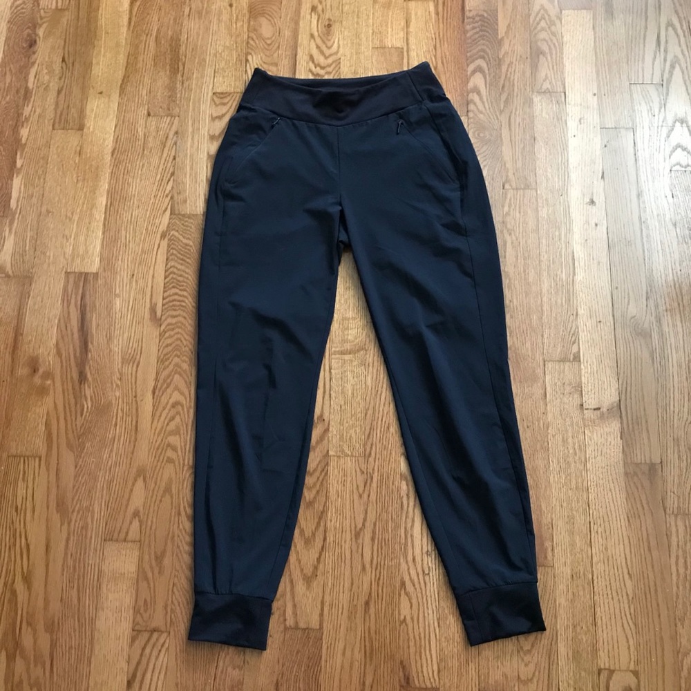 Athleta Sojo Jogger